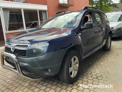 2011-dacia-duster-4x4-licht-vracht
