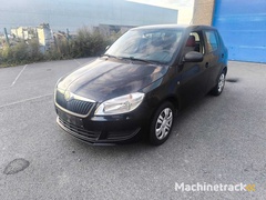 skoda---2011---fabia---hatchback---personenauto