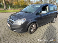 opel-zafira-pkw-2012