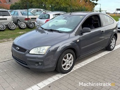 2005-ford-focus-passenger-car