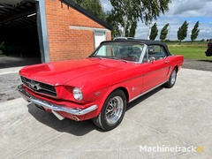ford---mustang-cabrio---oldtimer