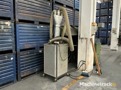 rookafzuiger,-afzuigkap-en-buiten-gebruik-gestelde-machines