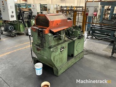 blm---ast-38-6p---hydraulische-endenformmaschine