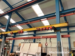 stahltrager-mit-10-wagen