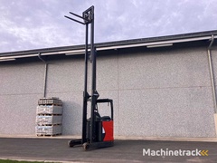linde-r14-01-schubmaststapler-2014