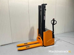 still-egv-16-stapelaar,-triplex,-4.8m,-accu-uit-2022