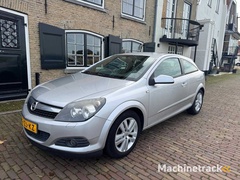 opel-astra-gtc-1.6-sport-klimaanlage-89-zj-kz