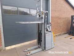 still---2015---exv-sf20---stapler