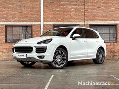 porsche-cayenne-3.6-v6-300pk-2015