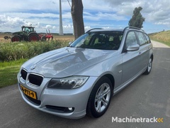 bmw-3-serie-touring-318i-business-line-36-ptt-9