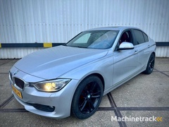 bmw-3-serie-320i-high-executive-88-xkj-4