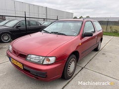 nissan-almera-1.6-gx-automatic-air-conditioner-rd-vg-32
