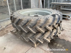 pirelli-tm300-s-tire-with-rim-2x