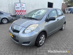 toyota-yaris-1.0-vvti-zugang,-15-xxk-6
