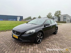 volvo-v40-2.0-d3-summum-,-kf-863-r
