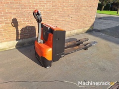 bt---2015---lwe-200---stapelaar