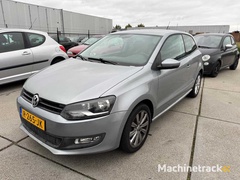 volkswagen-polo-1.2-12v-clima-trendline-r-265-jk