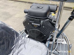 vanguard-35hp---schmetterling-aus-zement