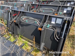 lsb---uni-schaufel-mit-zaehnen---as---1850-mm---0.8-cbm---2023---schaufeln