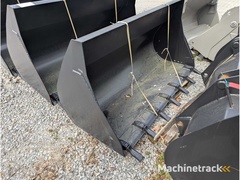 euron-steel-s.r.o.-erdschaufel-komplett-mit-zaehnen---1850-mm---0.9-cbm