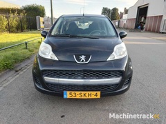 peugeot---2011---107---1.0-12v-xs---53-skh-4