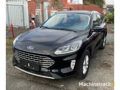 2022-ford-kuga-hybrid-pkw