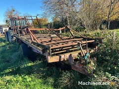 de-boulch-bale-trailer