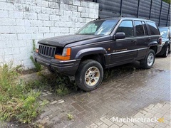 jeep-grand-cherokee---5.2i-v8-limited