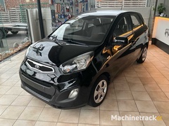 2015-kia-picanto-passenger-car