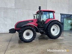 valtra---t150---all-wheel-drive-agricultural-tractor