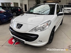 2011-peugeot-206-benzine