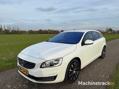 volvo---2018---v60---2.0-t3-polar-dyn.---rn-214-b