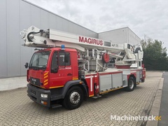 elevator-man---2004---le-18.280-4x2---feuerwehrauto