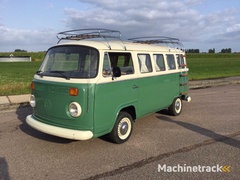 volkswagen-t2-camper-classic-car