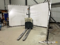 2016-crown-cpc-3020-elektrischer-wagenheber