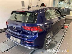 volkswagen-golf-1.4-ehybrid-204hp-automatik-2022