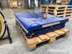 edmolift-hydraulische-heftafel-met-draaitafel-elektrisch-bediend