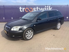 2006---toyota---avensis-wagon---2.2-d-4d-linea-luna---pkw