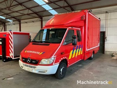 2003-mercedes-benz-416-cdi-e