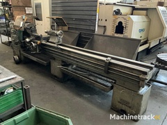 cmt-ursus-250-parallelle-draaibank-met-diverse-accessoires