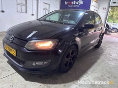 volkswagen---polo---1.2-tdi-bl.m.-comfl.---72-pbp-2