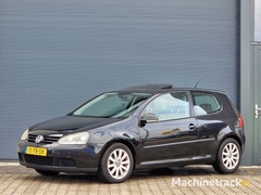 volkswagen---2006---golf---1.4-trendline-bns---10-tb-sk