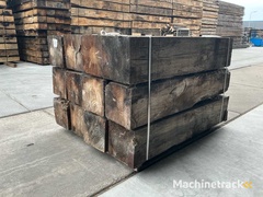 radiata-kiefer-1500x300x300-bauholz