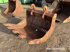 verachtert-excavator-bucket-cw30
