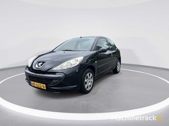 peugeot-206-1.1-xr-hf-622-r