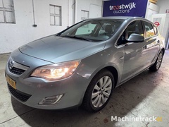 opel---astra---1.4-turbo-gt---8-ktb-81