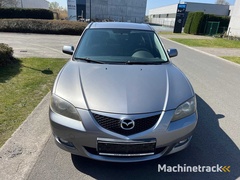 mazda---2005---3---auto