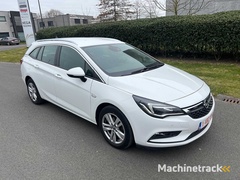 opel---2018---astra-sports-tourer---auto
