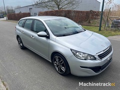 peugeot---2016---308---pkw