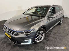 volkswagen-passat-variant-1.4-tsi-gte-connected-series-plus,-kt-101-r